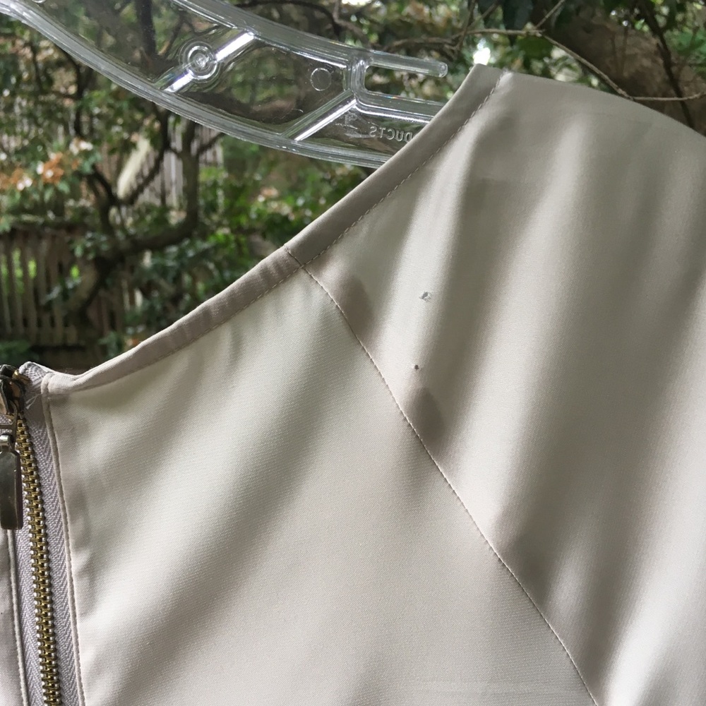 Express Silky Top - Picture 5 of 5